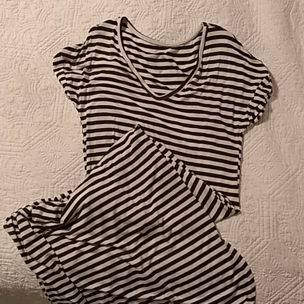 Split hem maxi dress